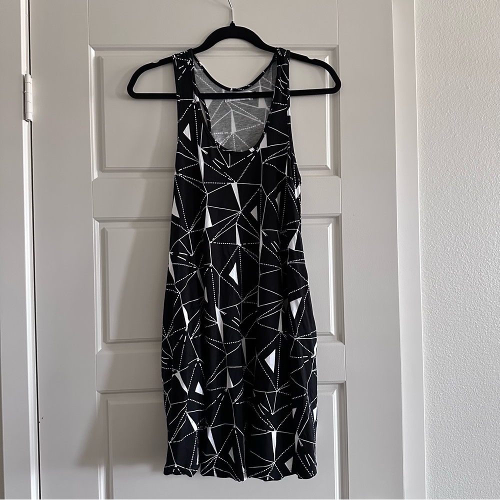 Fighting Eel, Ava Sky Geometric Black and White Sleeveless Dress